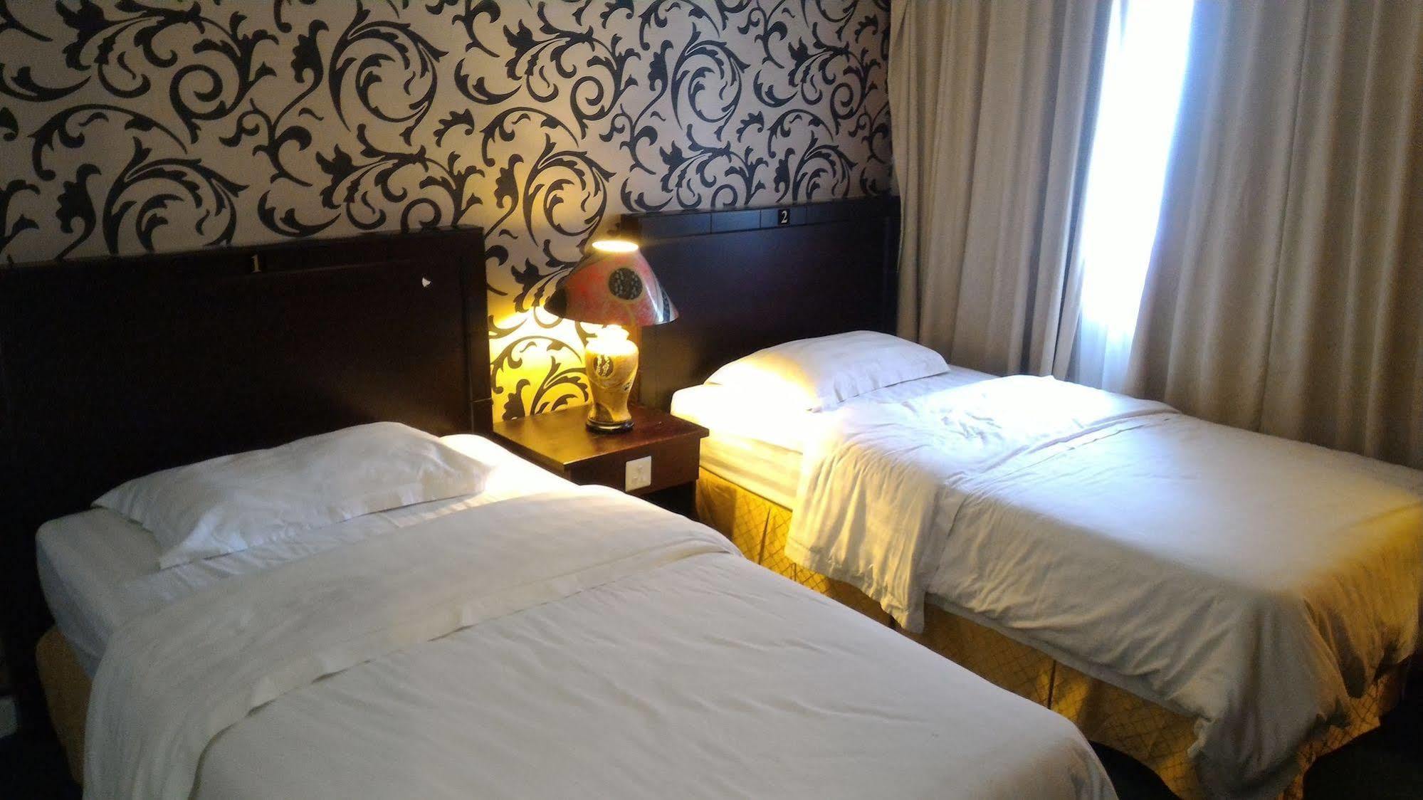 Super Oyo 89604 City Home Stay Мири Екстериор снимка